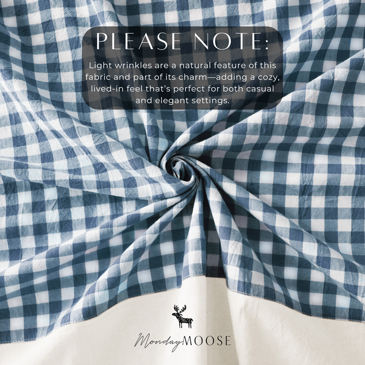 Guaria Tablecloth (Blue/White)