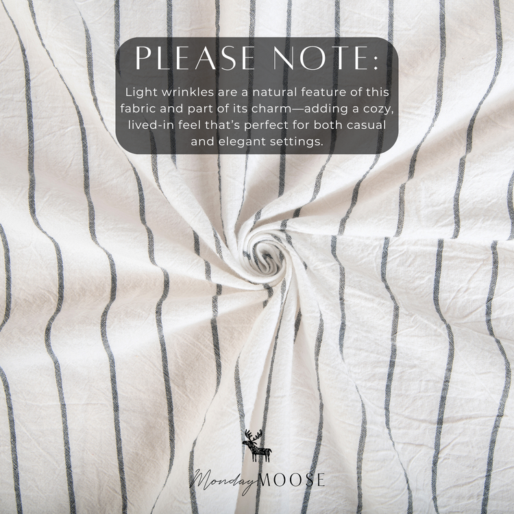 Guaria Tablecloth (White/Black Stripes)