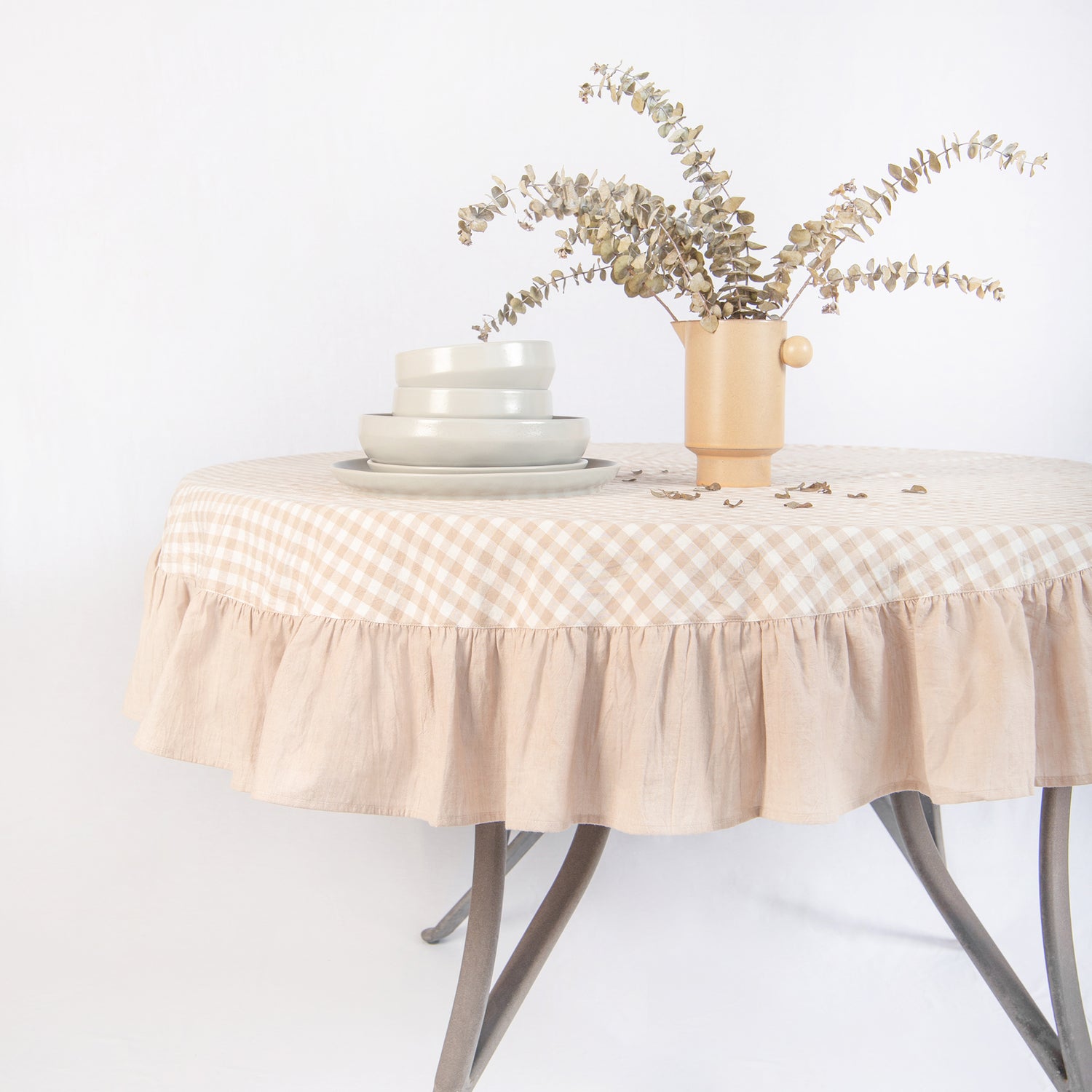 tablecloth gingham plaid buffalo checkered cotton stonewashed beige white round