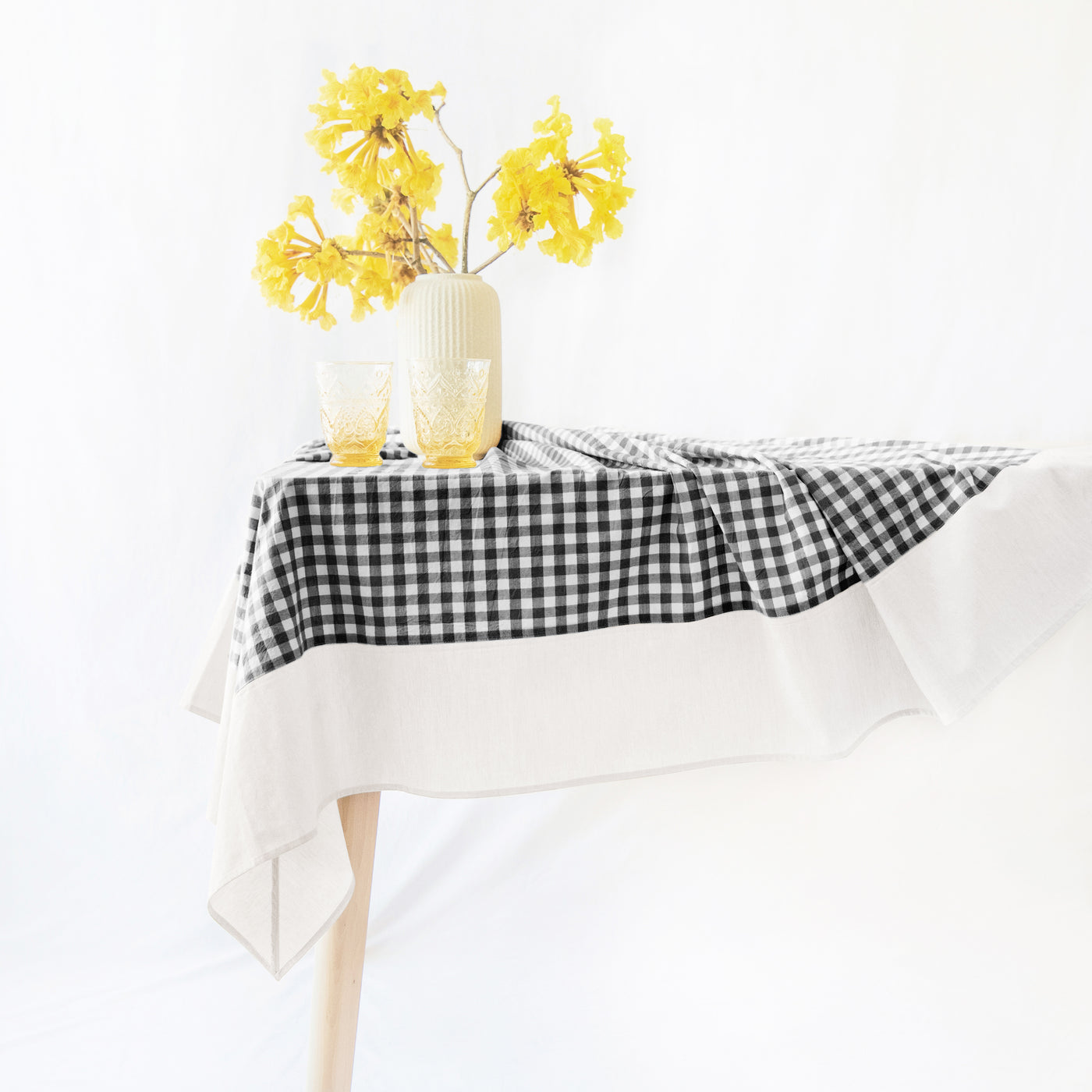 tablecloth gingham plaid buffalo checkered cotton stonewashed black white rectangle