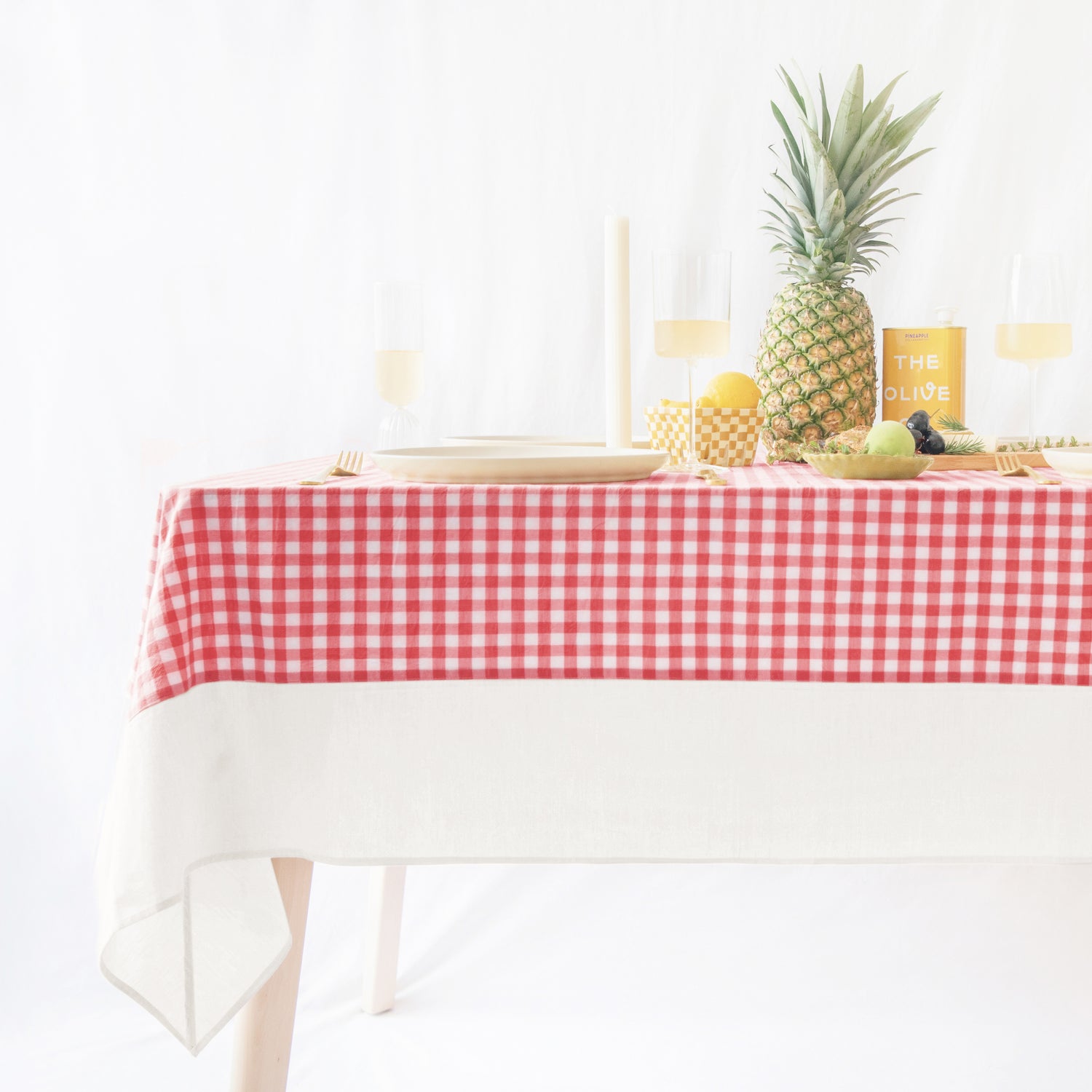 tablecloth gingham plaid buffalo checkered cotton stonewashed red white rectangle