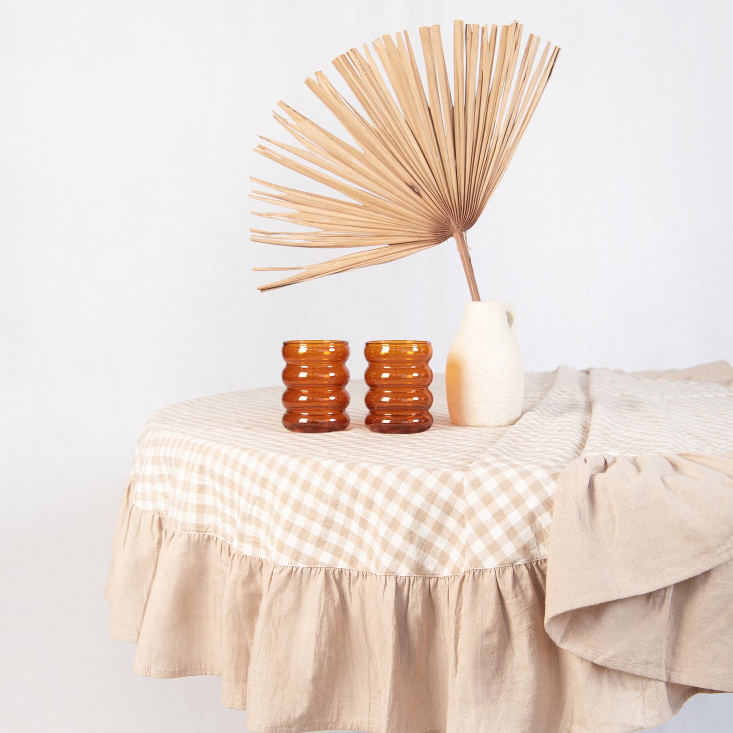 tablecloth gingham plaid buffalo checkered cotton stonewashed beige white round