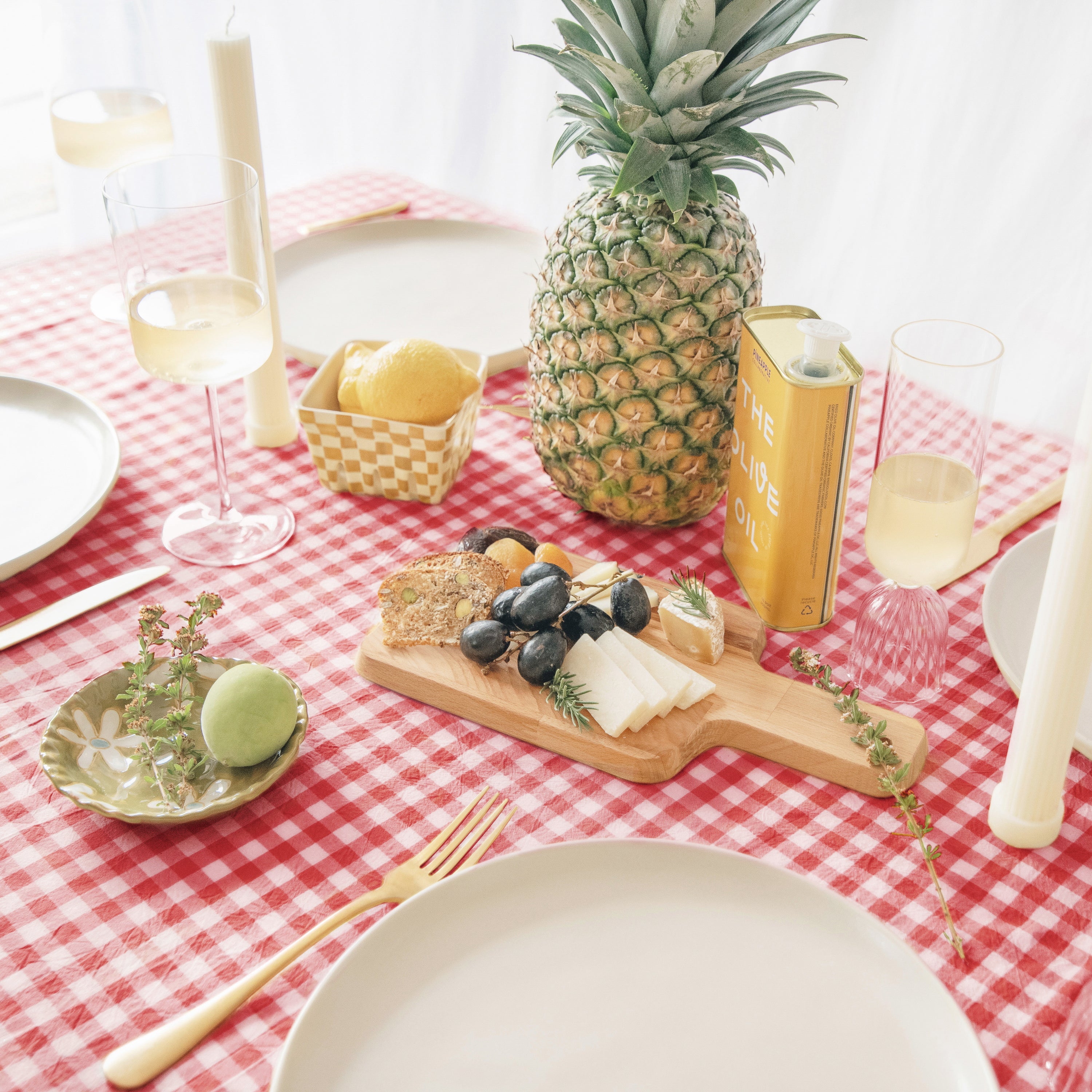 tablecloth gingham plaid buffalo checkered cotton stonewashed red white rectangle