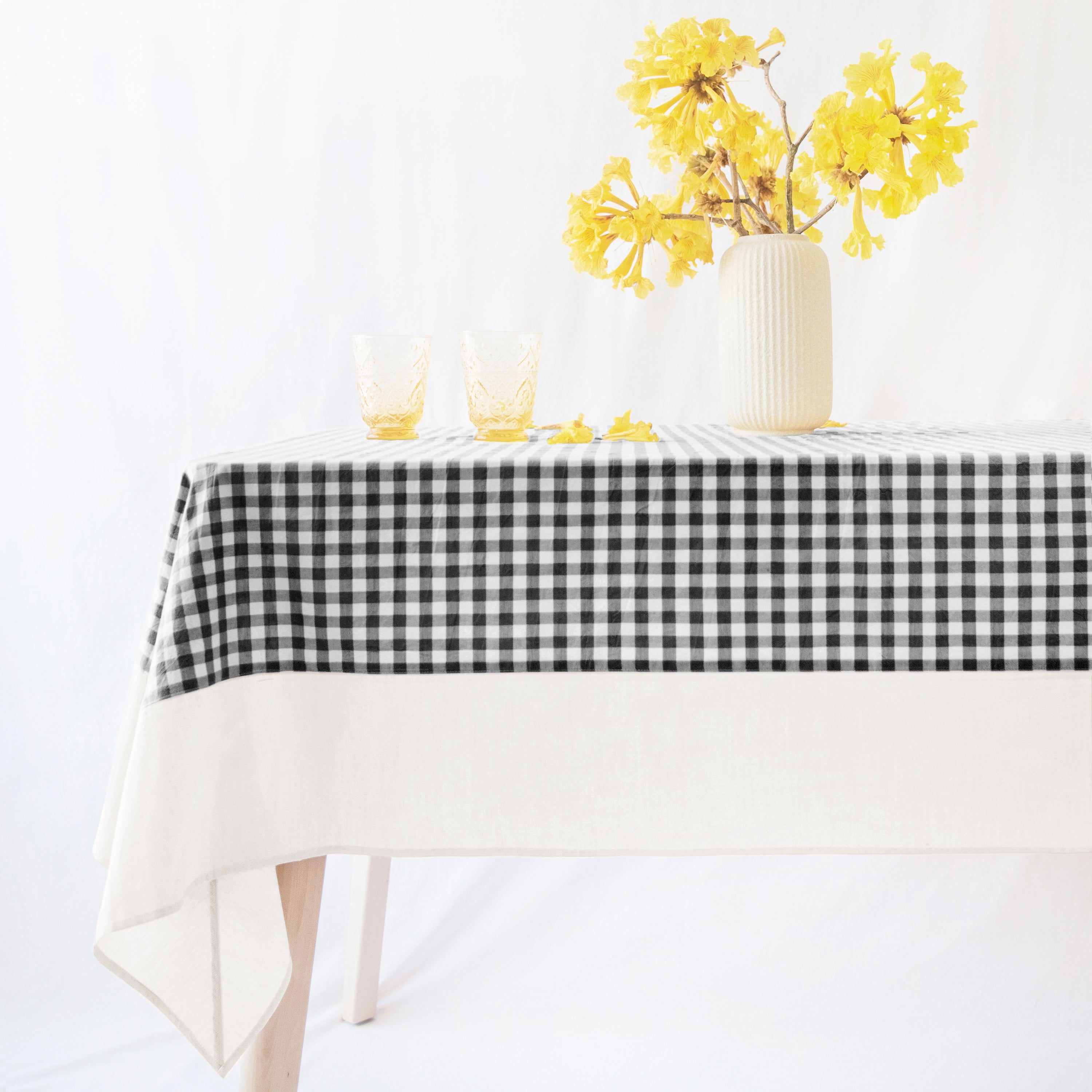 tablecloth gingham plaid buffalo checkered cotton stonewashed black white rectangle