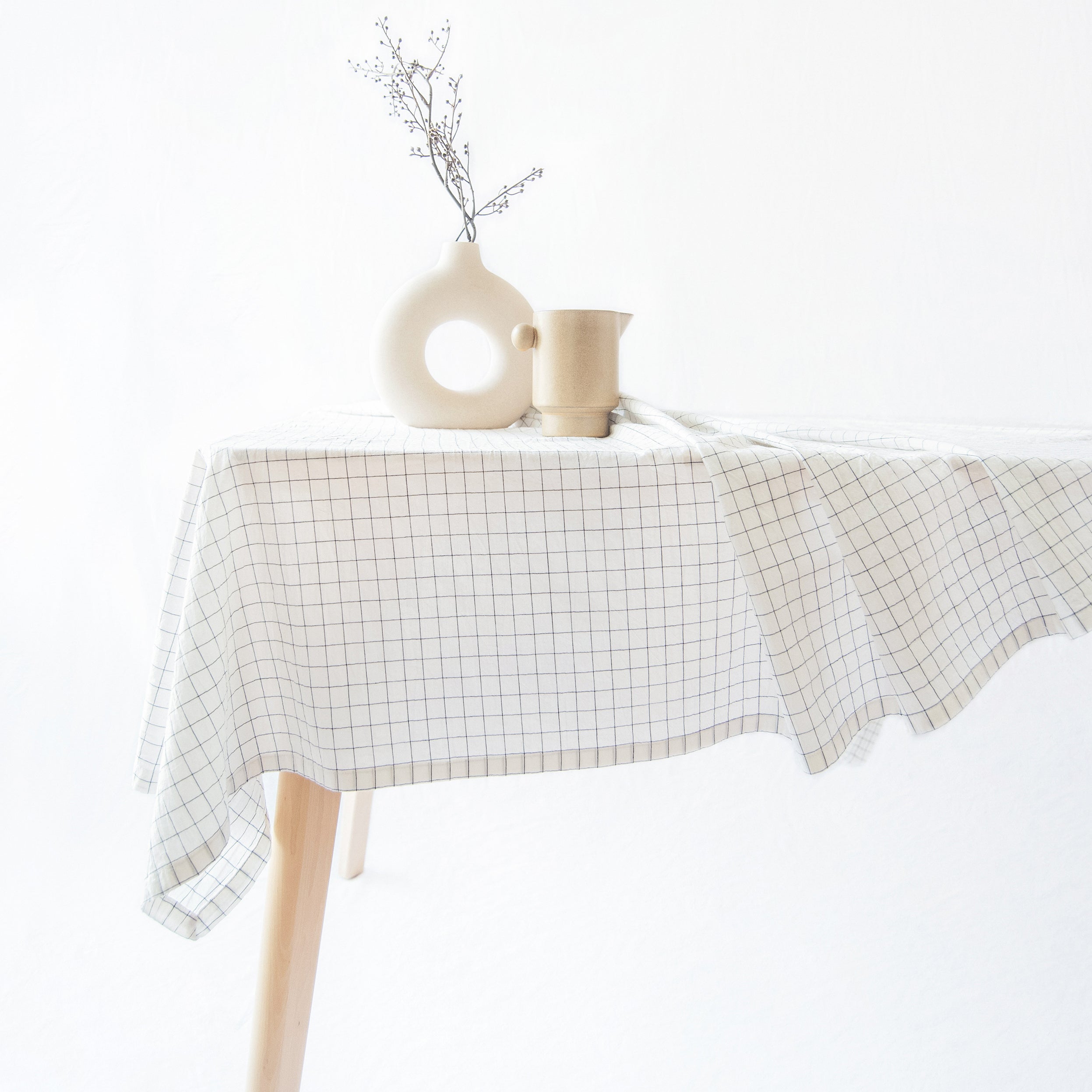 tablecloth windowpane plaid farmhouse cotton stonewashed charcoal grid white rectangle