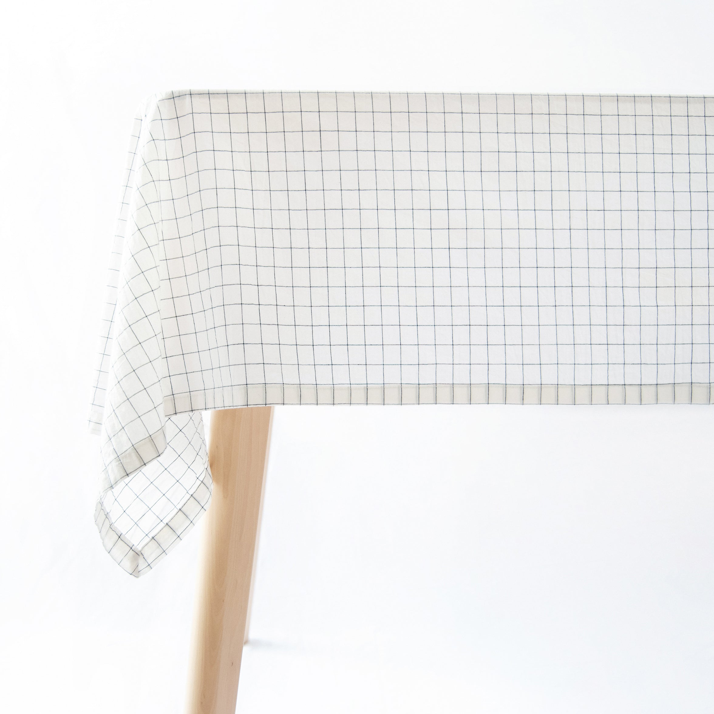 tablecloth windowpane plaid farmhouse cotton stonewashed charcoal grid white rectangle