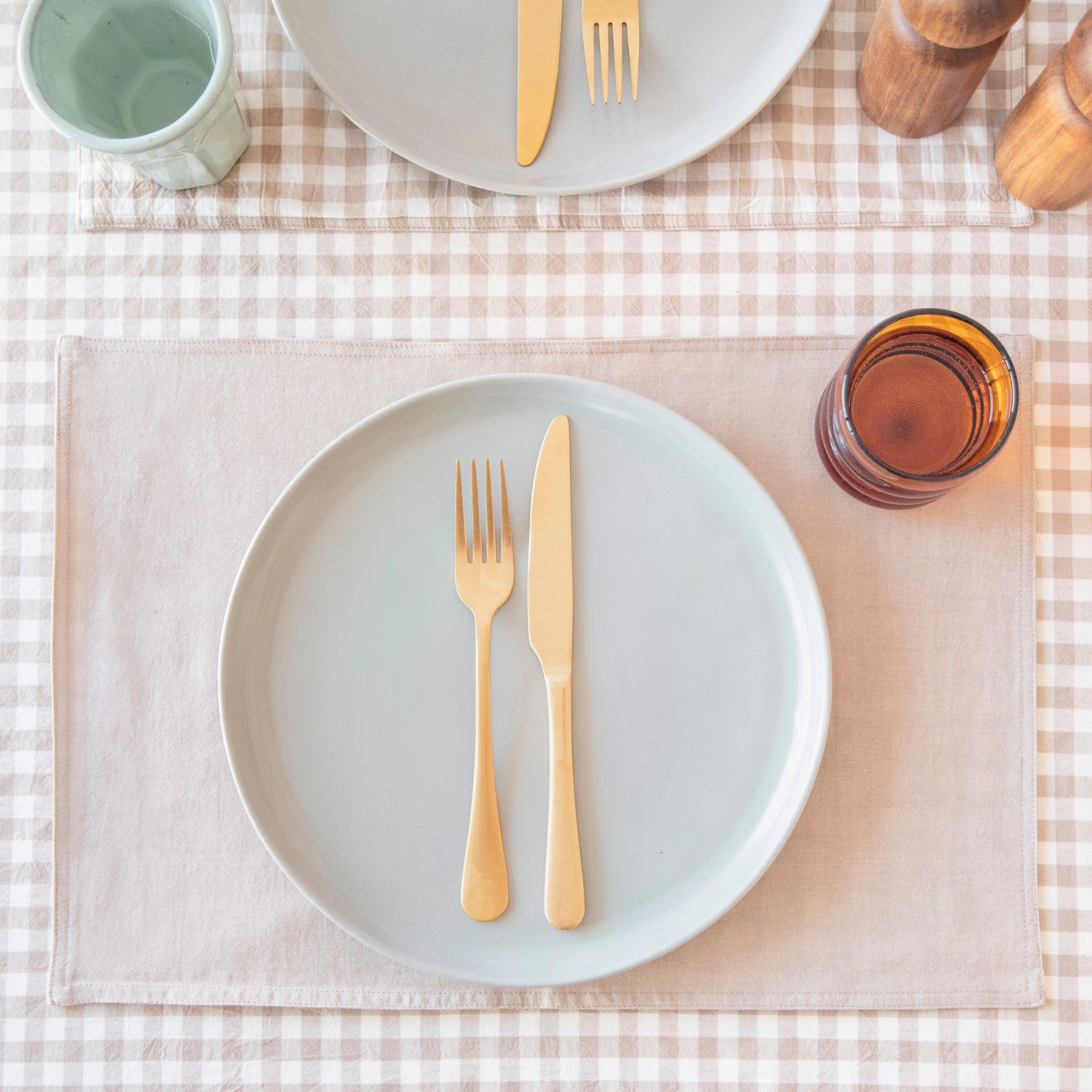 beige white rectangle placemats gingham checkered reversible stonewashed cotton