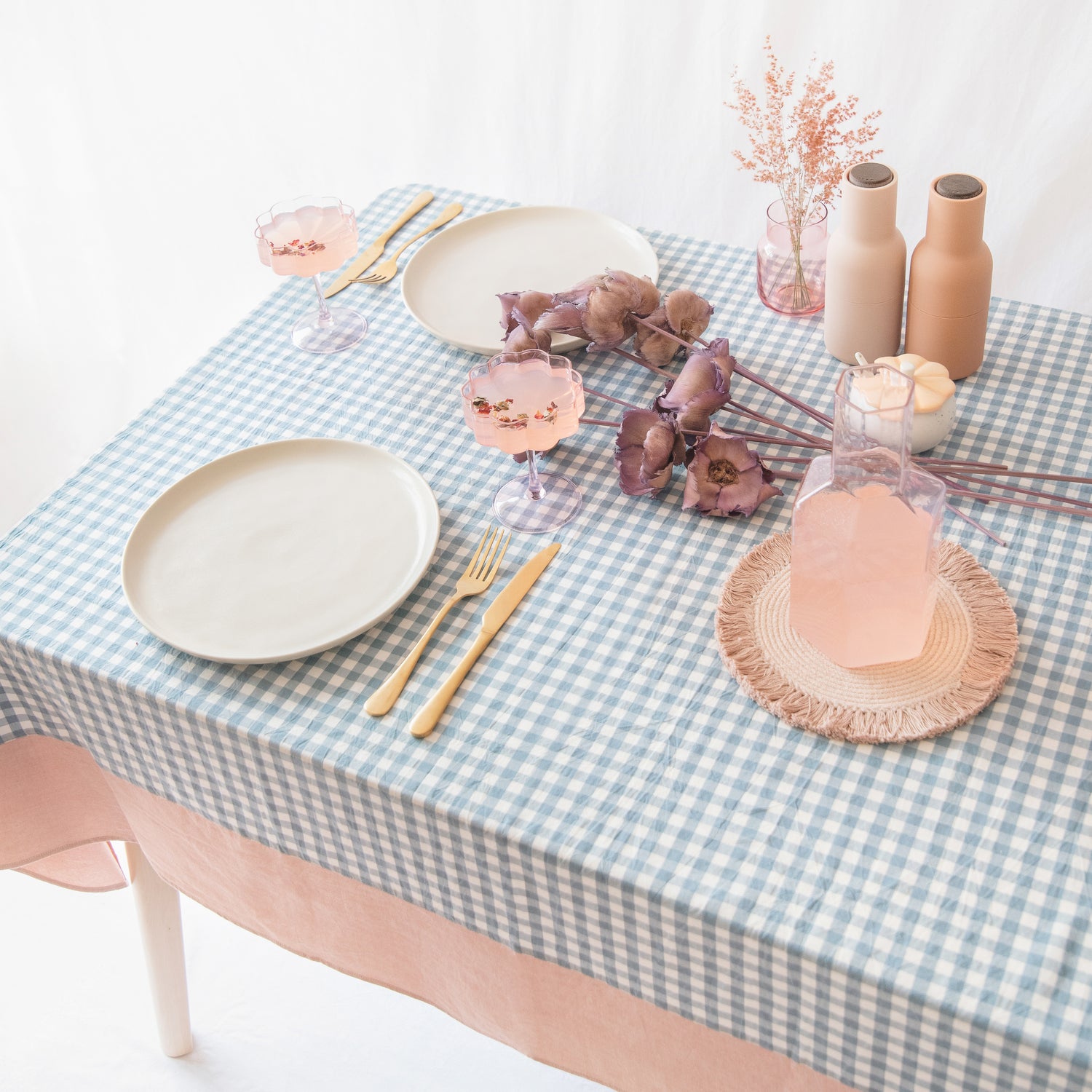 tablecloth gingham plaid buffalo checkered cotton stonewashed blue clay white rectangle