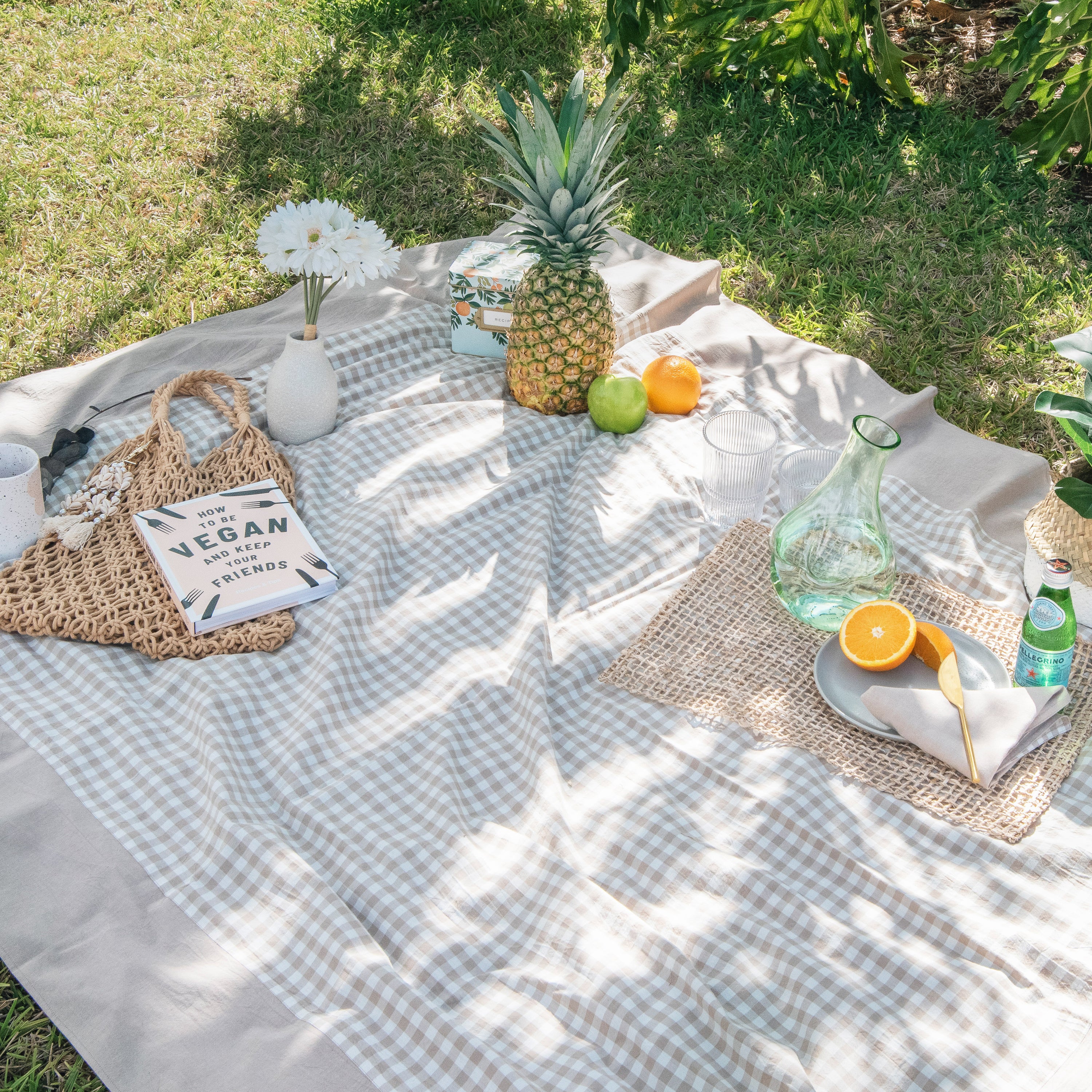 tablecloth gingham plaid buffalo checkered cotton stonewashed beige white rectangle