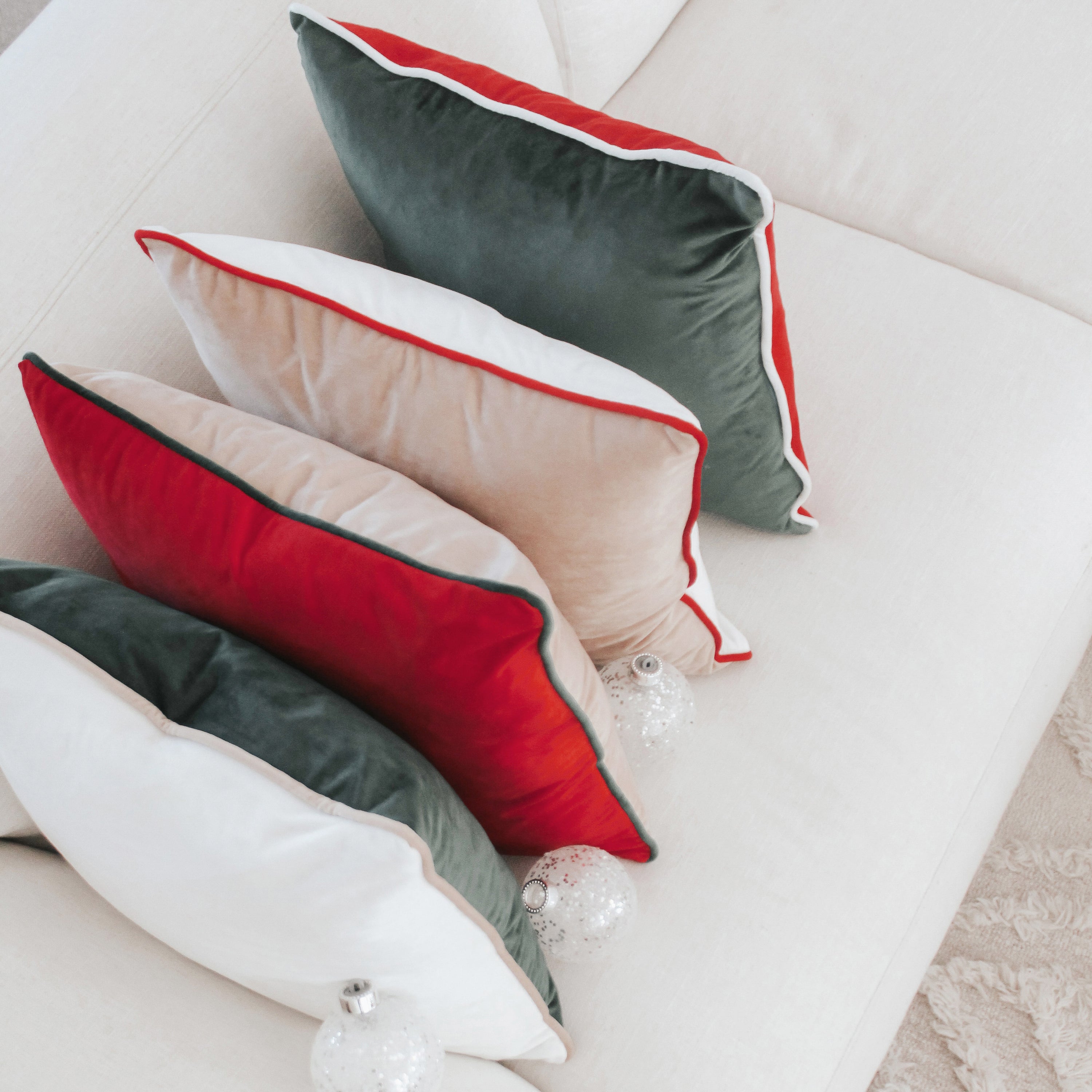 red green white Christmas decorative throw pillow covers piping soft reversible square home decor